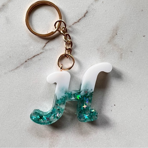 Handmade Initial Keychain | Letter H - Picture 3 of 4